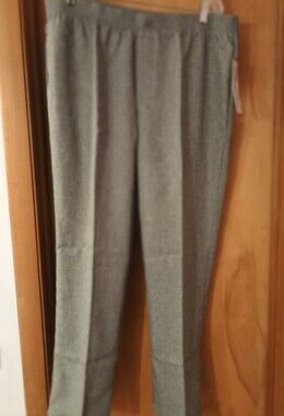 Bend Over Womens Gray flat front dress pants Size  16 Business Casual Church